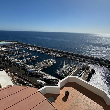 Un Lujoso Duplex En En Primera Linea De Playa Y Con Parking Propio *