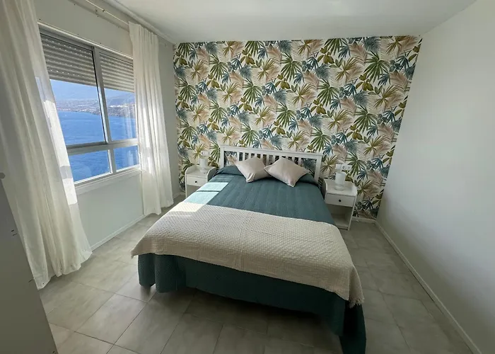 Un Lujoso Duplex En En Primera Linea De Playa Y Con Parking Propio * Radazul