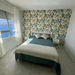 Un Lujoso Duplex En En Primera Linea De Playa Y Con Parking Propio * Radazul