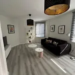 Un Lujoso Duplex En En Primera Linea De Playa Y Con Parking Propio Radazul