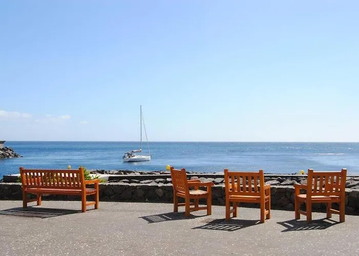 Un Lujoso Duplex En En Primera Linea De Playa Y Con Parking Propio Radazul
